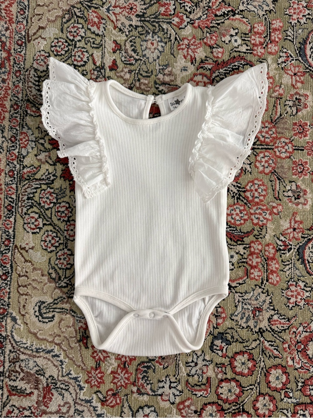 Toddler White Ruffle Sleeve Ribbed One-Piece Bodysuit - Picture 4 of 5